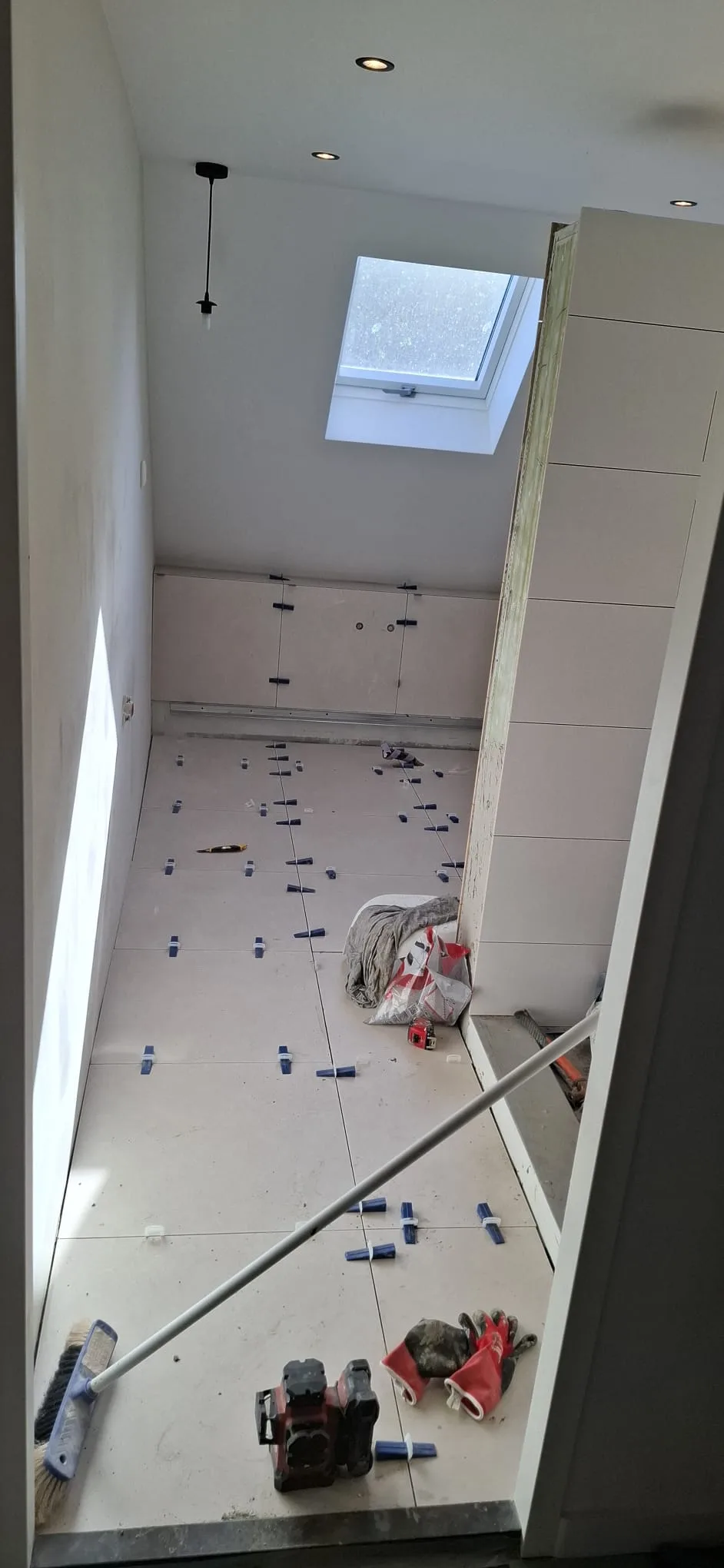 Guus’s bathroom renovation in Spijkenisse — Result — 1