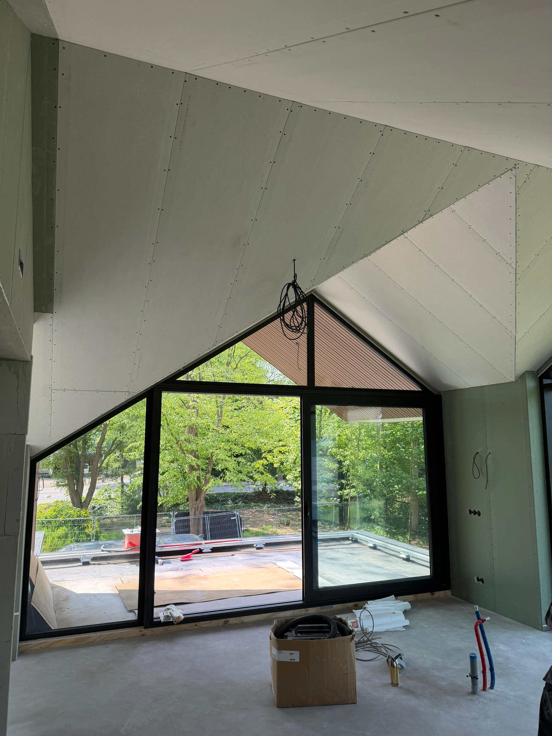 Jarno & Melle’s ceiling and interior finishing in Haps — Result — 1